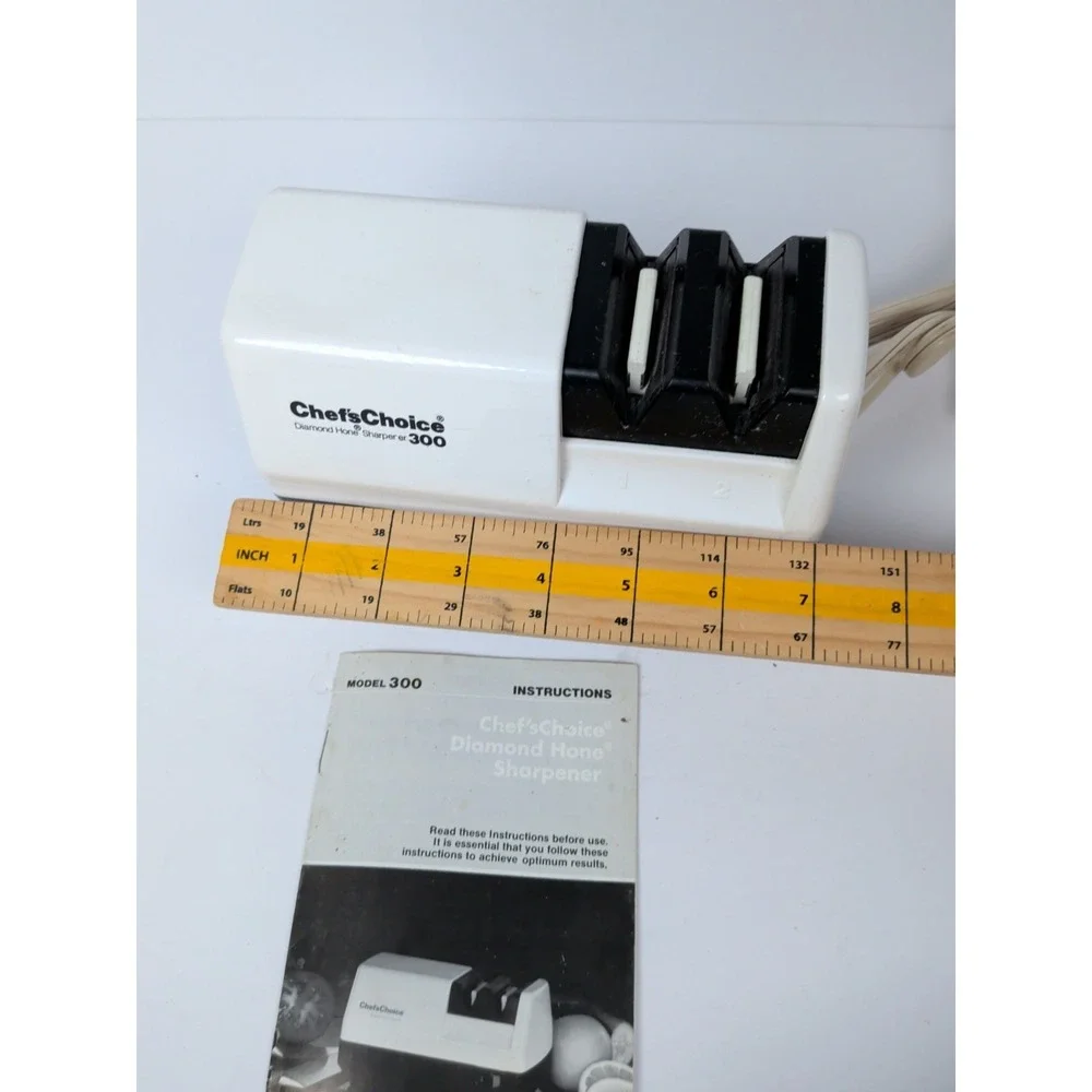 CHEFS CHOICE Model 300 2 Stage  Electric Diamond Hone Knife Sharpener